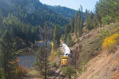 Two Rivers Train Ride on Elgin’s Eagle Cap Excursion Train – October&nbsp;18